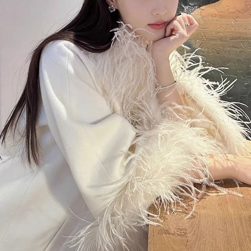 Fluffy Ostrich Feather Collar Woolen Coat