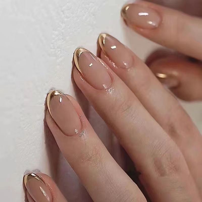 Gold Edge Almond French Tip