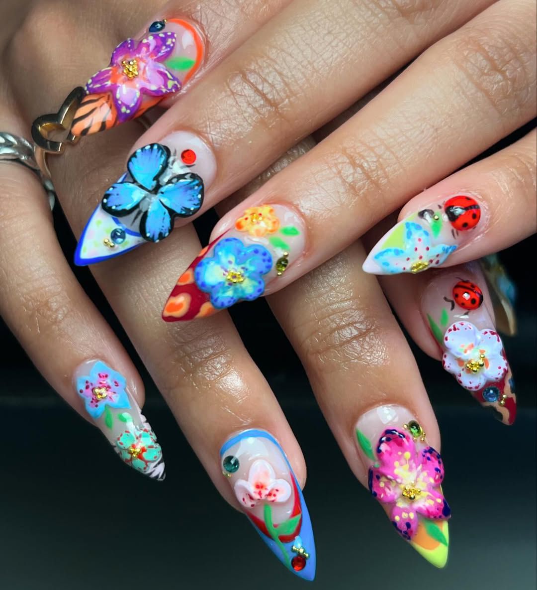 Handmade Floral Blooming Gel Almond Nails