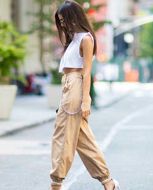 High waist carrot fit pants with belt and pockets